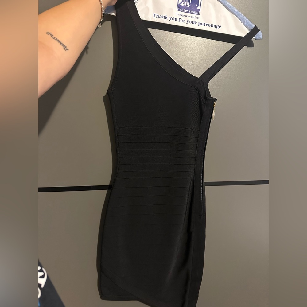 Club Monaco Black One Shoulder Dress